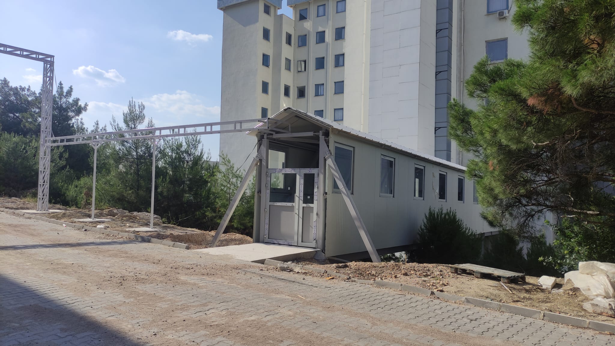 CELAL BAYAR ONKOLOJİ HASTANESİ TÜP GEÇİT UYGULAMASI